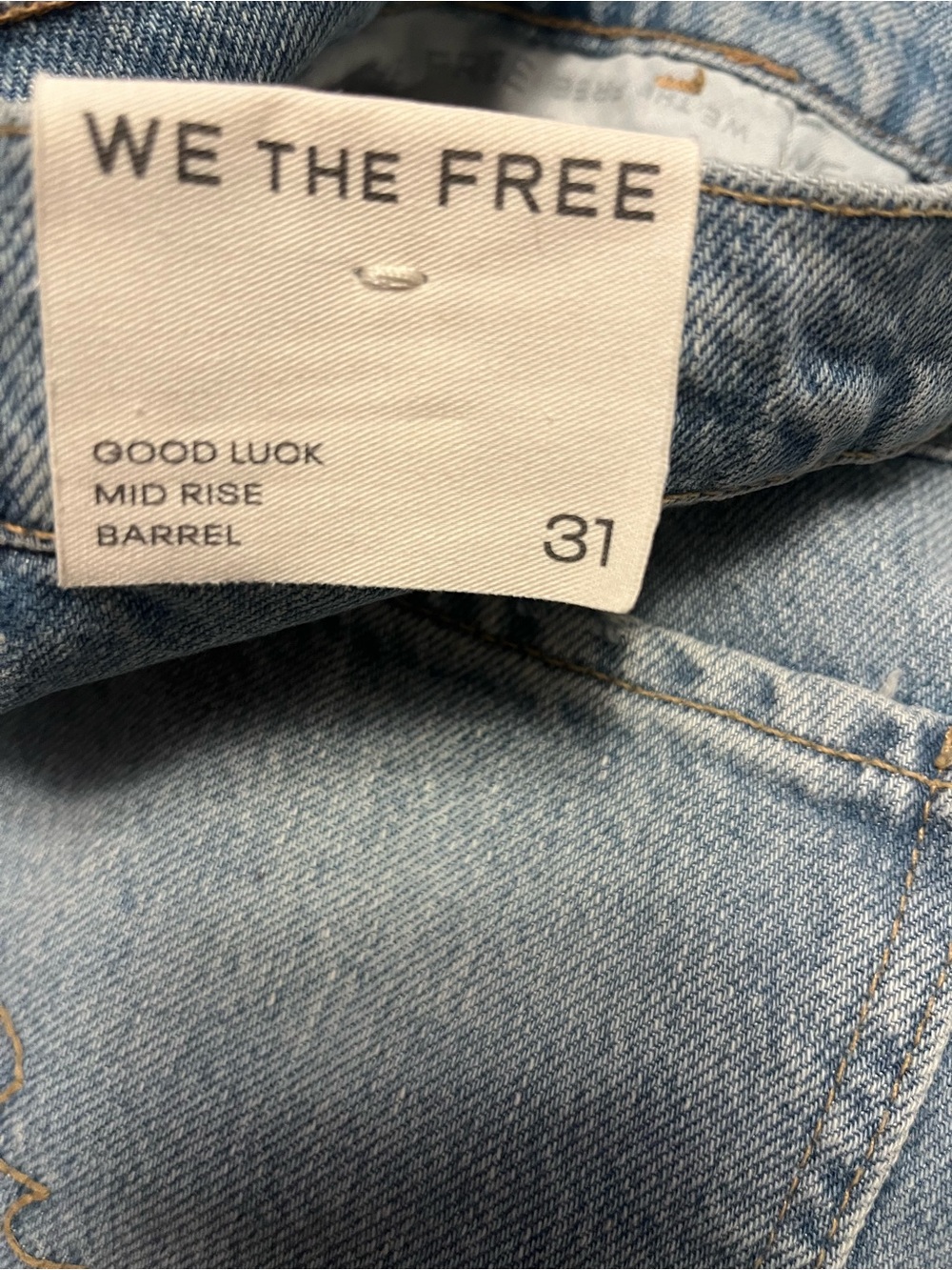 Free People/ WE THE FREE GOOD LUCK
MID RISE BARREL LEG JEANS Size 31 - Picture 9 of 13